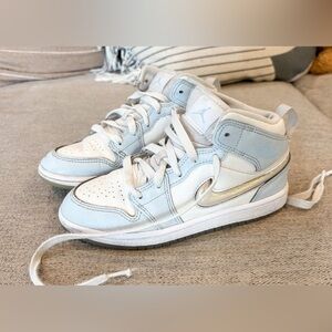 Nike Mid glitter swoosh